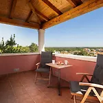 Idyllische Mit Panorama Meerblick, Privatpool, Babybett, Aussendusche, Umgeben Von Oleander Und Oliven *