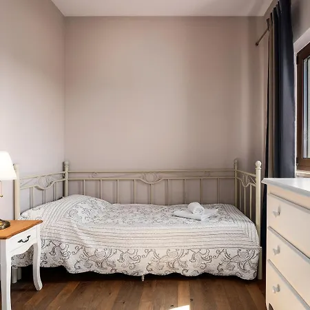 Vakantiehuis Idyllische Mit Panorama Meerblick, Privatpool, Babybett, Aussendusche, Umgeben Von Oleander Und Oliven