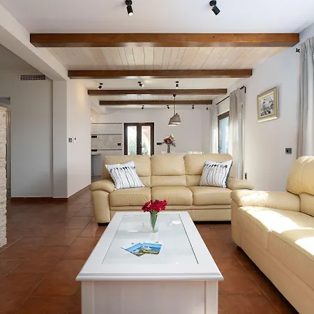 Idyllische Mit Panorama Meerblick, Privatpool, Babybett, Aussendusche, Umgeben Von Oleander Und Oliven Vakantiehuis