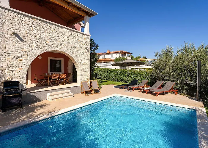 Semesterbostad Idyllische Mit Panorama Meerblick, Privatpool, Babybett, Aussendusche, Umgeben Von Oleander Und Oliven *