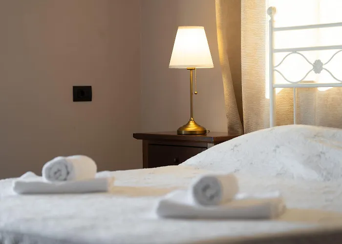 Semesterbostad Idyllische Mit Panorama Meerblick, Privatpool, Babybett, Aussendusche, Umgeben Von Oleander Und Oliven *