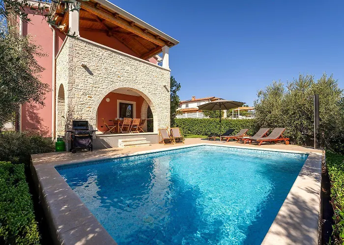 Idyllische Mit Panorama Meerblick, Privatpool, Babybett, Aussendusche, Umgeben Von Oleander Und Oliven